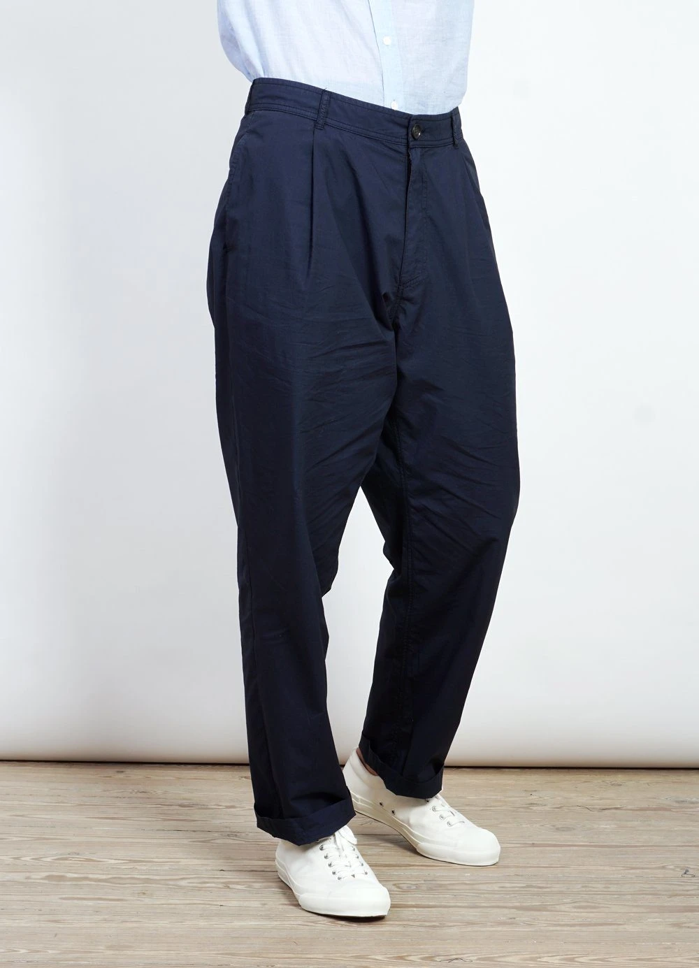 HANSEN GARMENTS EIGIL | Light Wide Cut Summer Trousers | Navy 3 HANSEN GARMENTS EIGIL | Light Wide Cut Summer Trousers | Navy – Bild 3