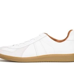 REPRODUCTION OF FOUND GERMAN MILITARY TRAINER | Leather Sneaker | White