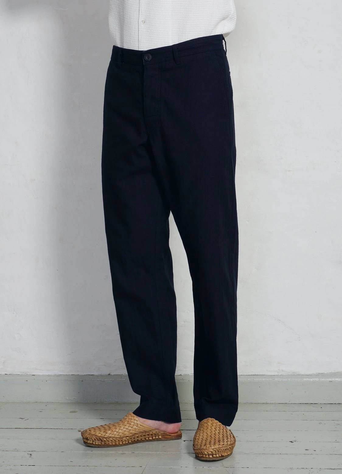 HANSEN GARMENTS KEN | Wide Cut Trousers | Indigo Herringbone 2 HANSEN GARMENTS KEN | Wide Cut Trousers | Indigo Herringbone – Bild 2