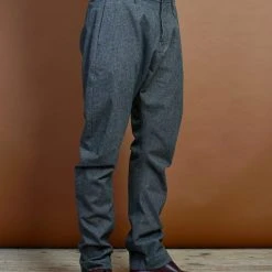 HANSEN GARMENTS OTTO | Curved Leg Trousers | Gravel 9 HANSEN GARMENTS OTTO | Curved Leg Trousers | Gravel -PUMA Shop otto curved leg trousers gravel hansen garments 695136
