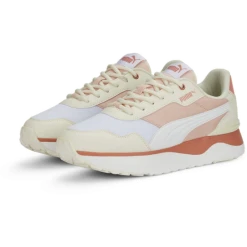 Alternative view of Puma R78 Voyage