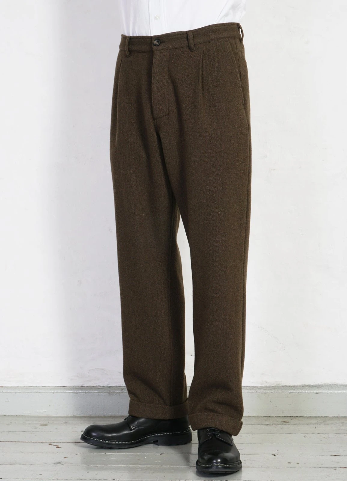 HANSEN GARMENTS SUNE | Pleated Wide Cut Trousers | Brown Herringbone 9 HANSEN GARMENTS SUNE | Pleated Wide Cut Trousers | Brown Herringbone – Bild 9