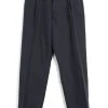 HANSEN GARMENTS SUNE | Pleated Wide Cut Trousers | Dark Blue