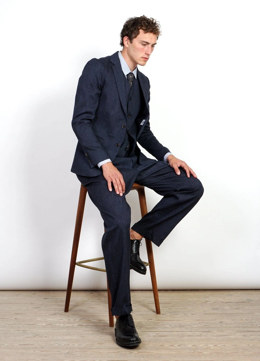 HANSEN GARMENTS SUNE | Pleated Wide Cut Trousers | Navy Melange 6 HANSEN GARMENTS SUNE | Pleated Wide Cut Trousers | Navy Melange – Bild 6