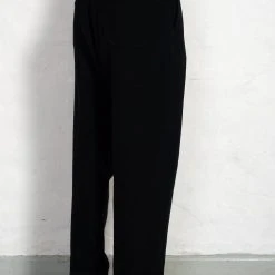 HANSEN GARMENTS TRYGVE | Wide Cut Cropped Trousers | Black 13 HANSEN GARMENTS TRYGVE | Wide Cut Cropped Trousers | Black -PUMA Shop trygve wide cut cropped trousers black hansen garments 724455