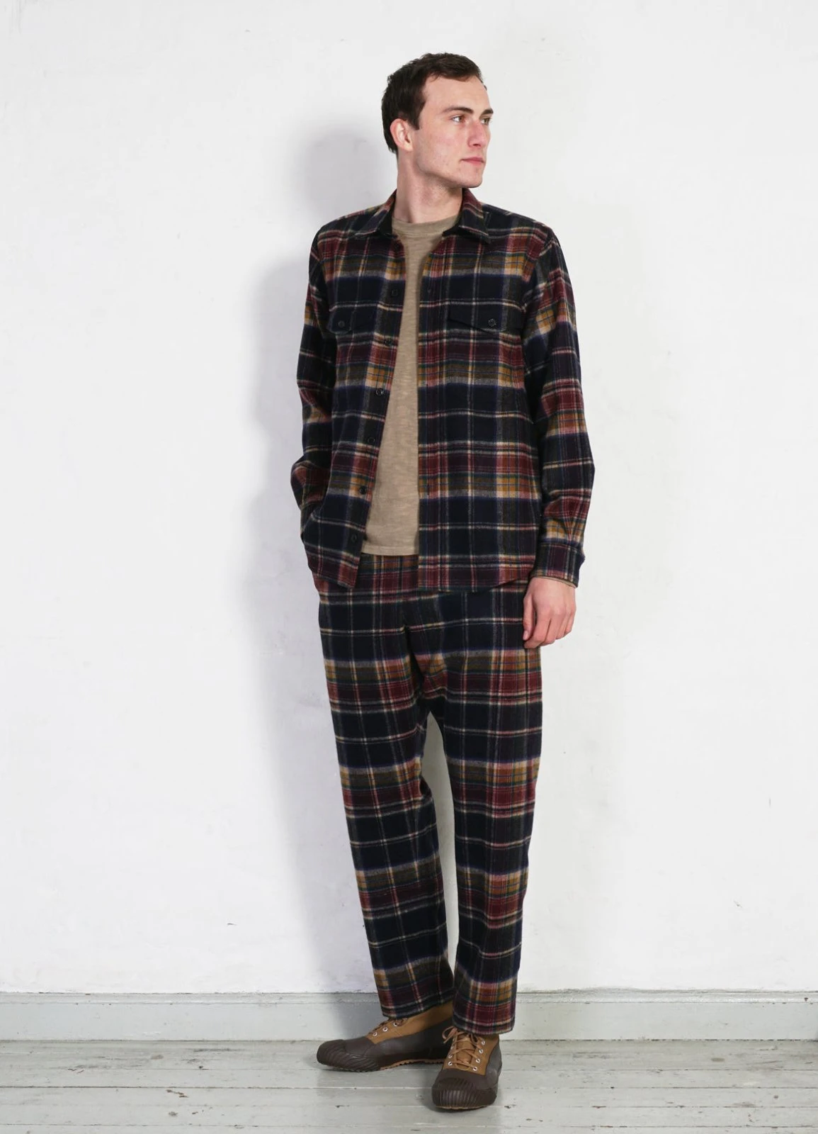 HANSEN GARMENTS TYGE | Wide Cut Cropped Trousers | Multi Colour Check 2 HANSEN GARMENTS TYGE | Wide Cut Cropped Trousers | Multi Colour Check – Bild 2